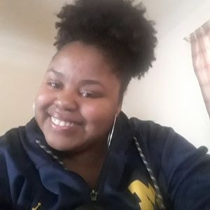 Meet your Posher, Chelsey